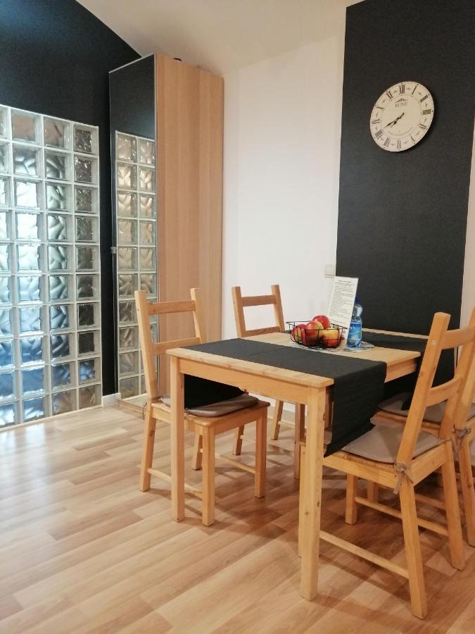 Apartament Pod Wawelem Apartment Красков Екстериор снимка